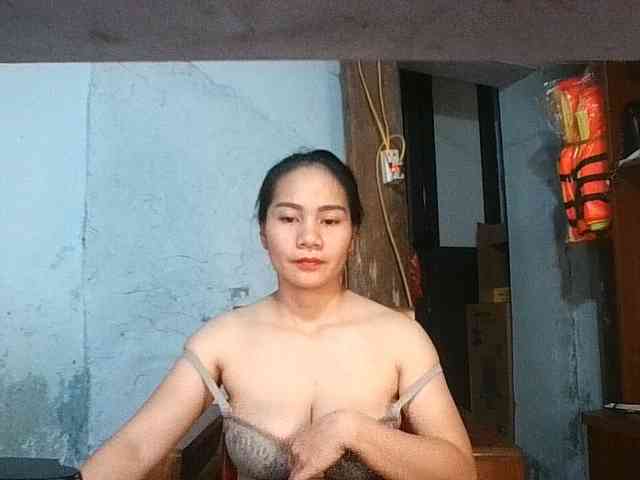 EllaShow93 webcam