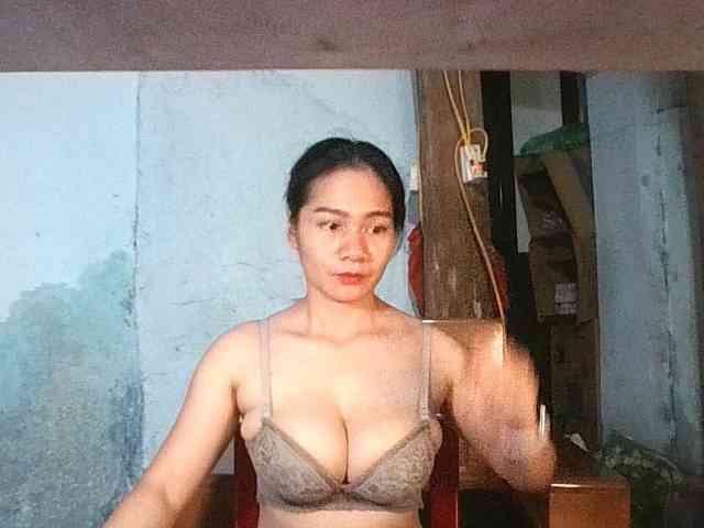 EllaShow93