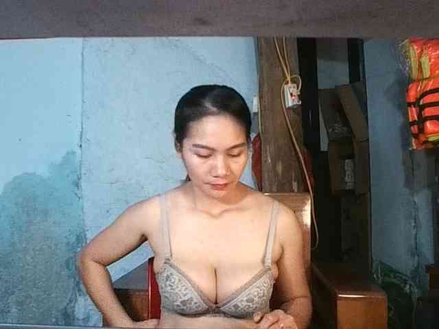EllaShow93