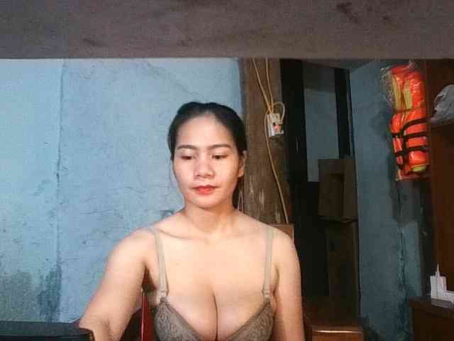 EllaShow93