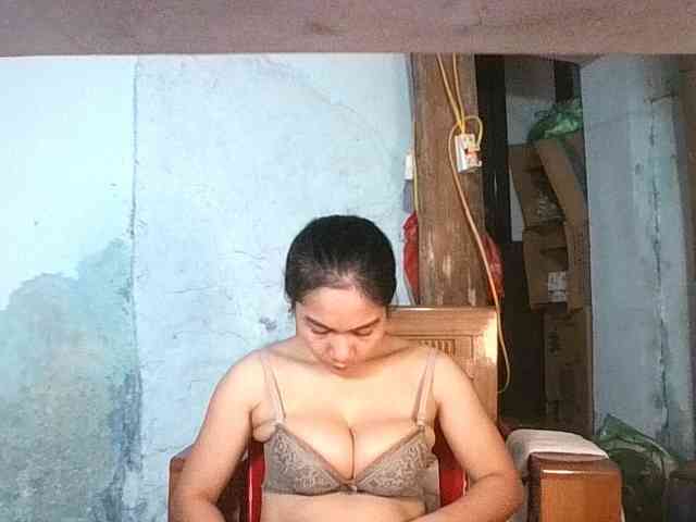 EllaShow93
