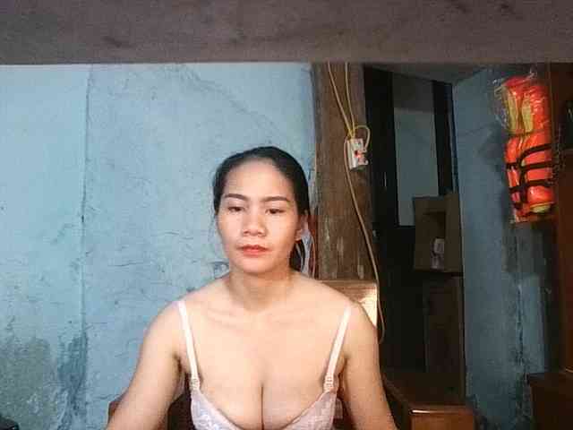 EllaShow93 webcam