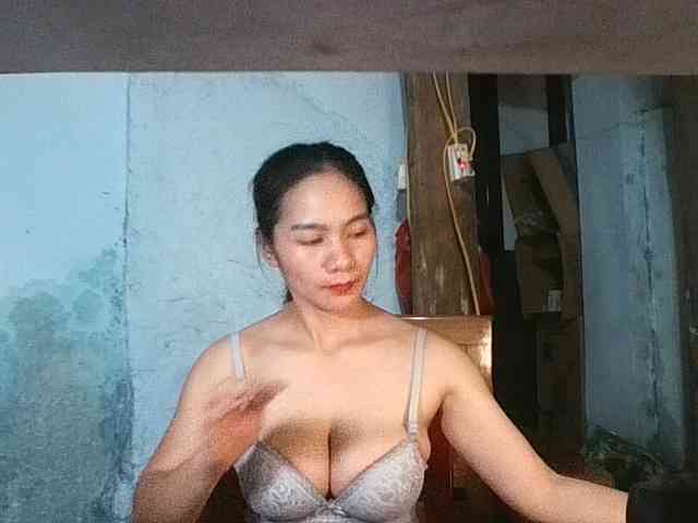 EllaShow93