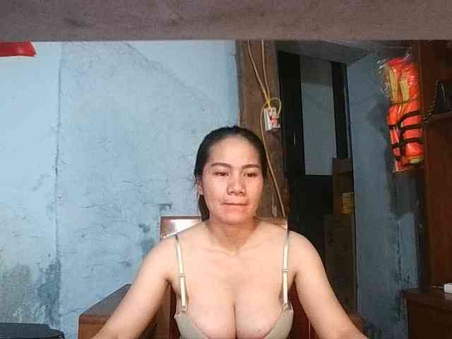 EllaShow93 webcam