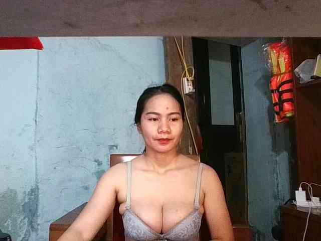 EllaShow93 webcam