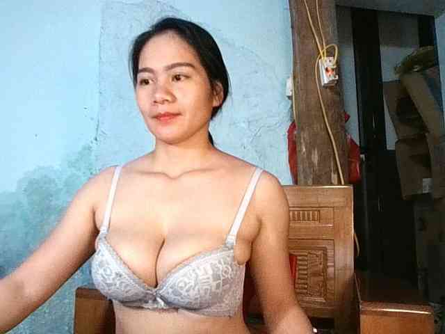 EllaShow93