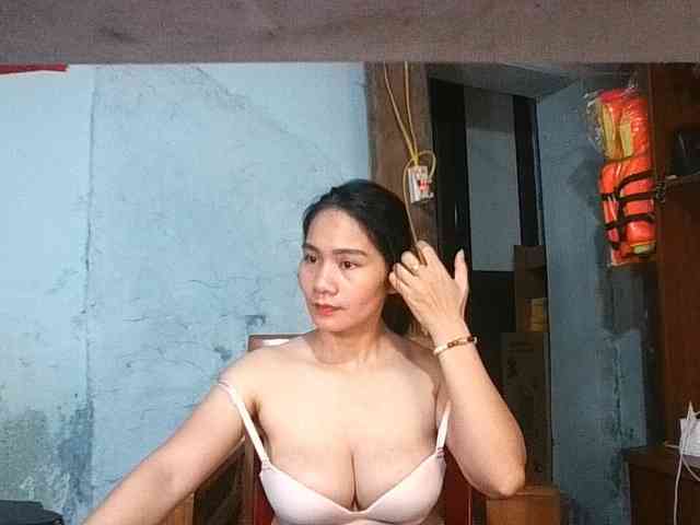 EllaShow93