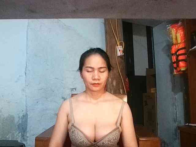 EllaShow93