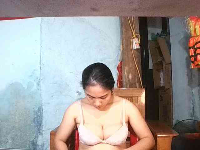 EllaShow93
