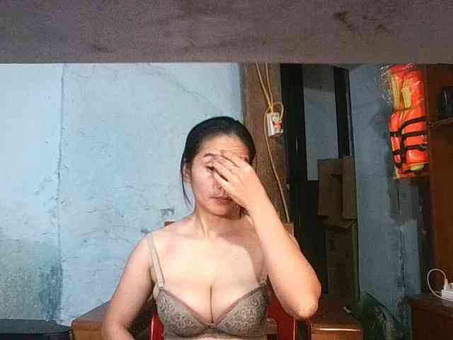 EllaShow93