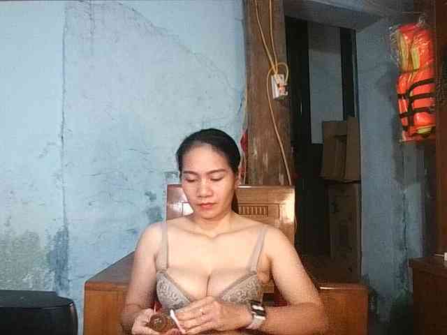 EllaShow93