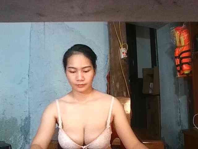 EllaShow93