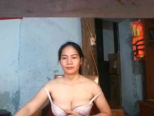 EllaShow93 webcam