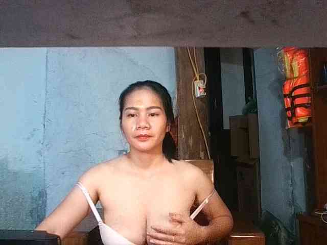 EllaShow93 webcam