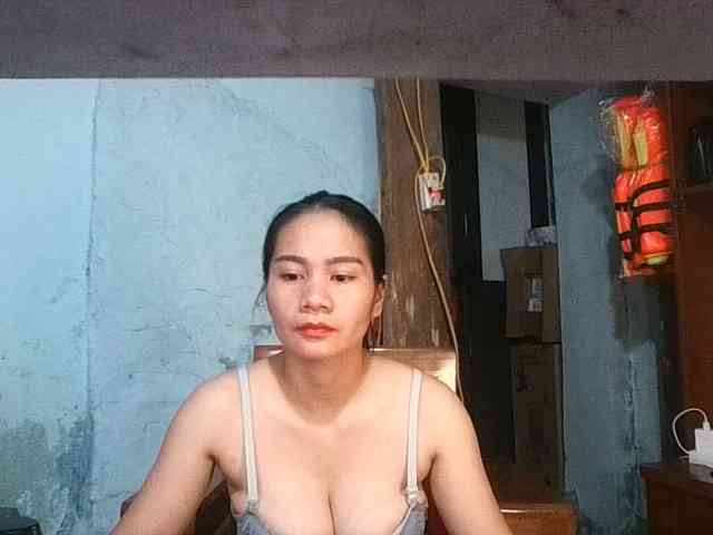 EllaShow93 webcam