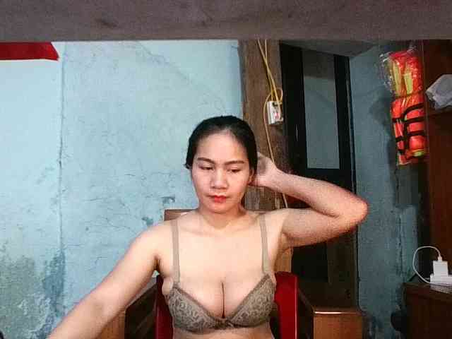 EllaShow93