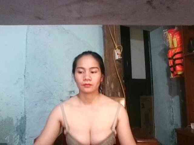 EllaShow93