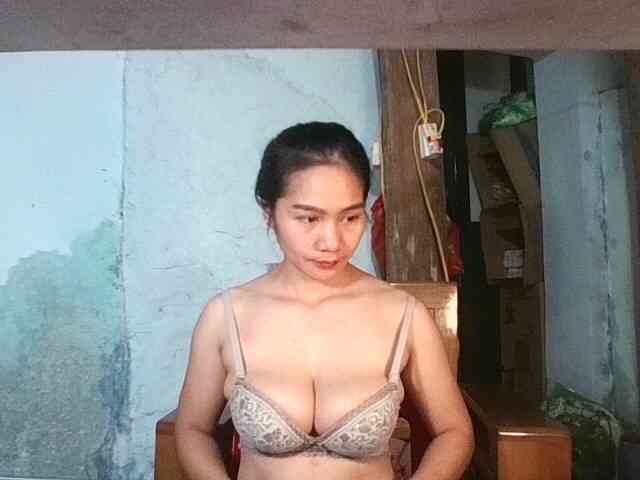 EllaShow93