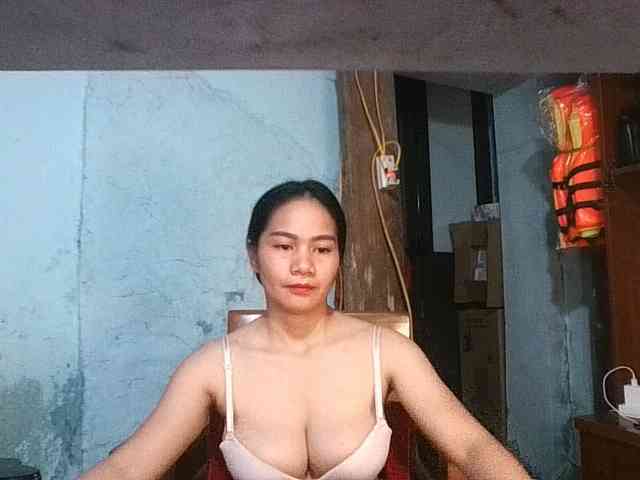 EllaShow93 webcam
