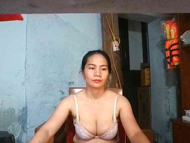 EllaShow93 webcam