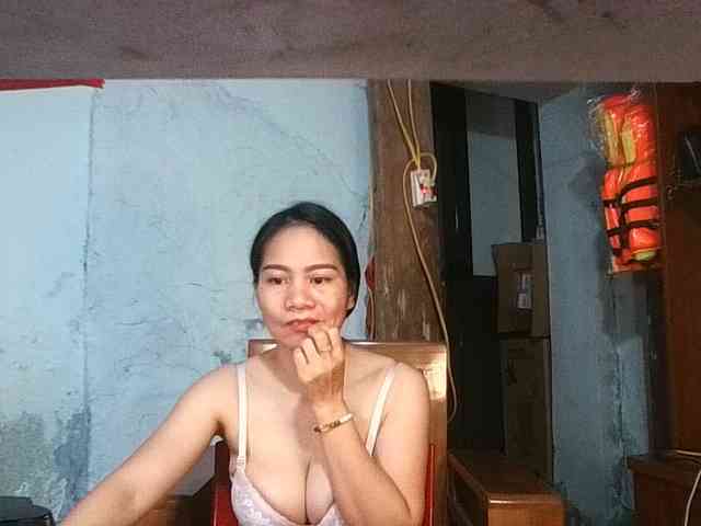 EllaShow93 webcam