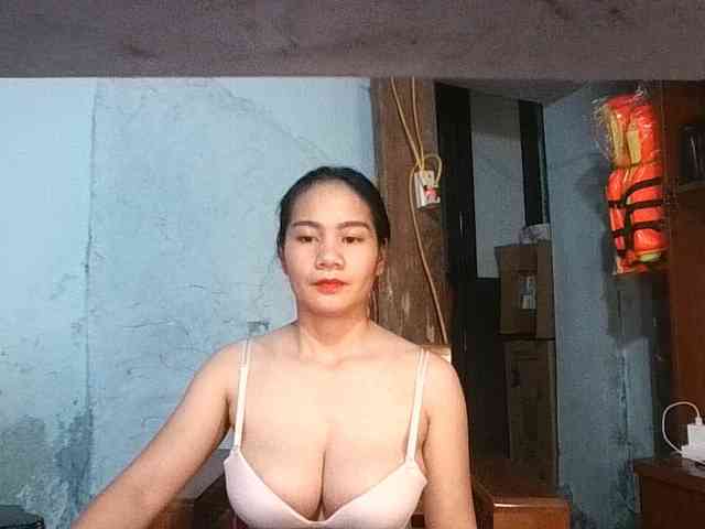 EllaShow93 webcam