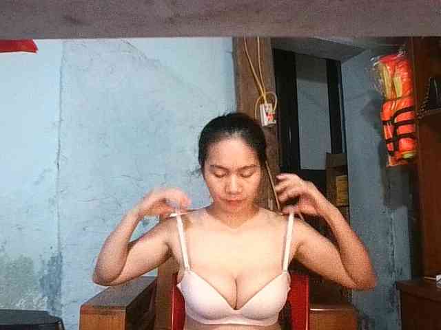EllaShow93