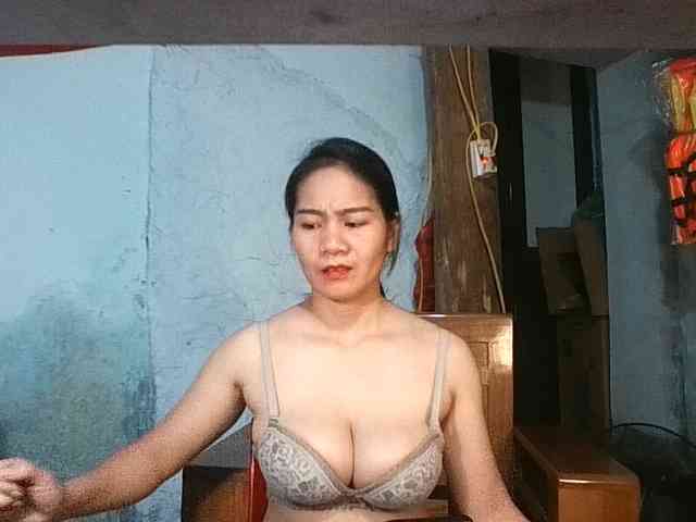 EllaShow93