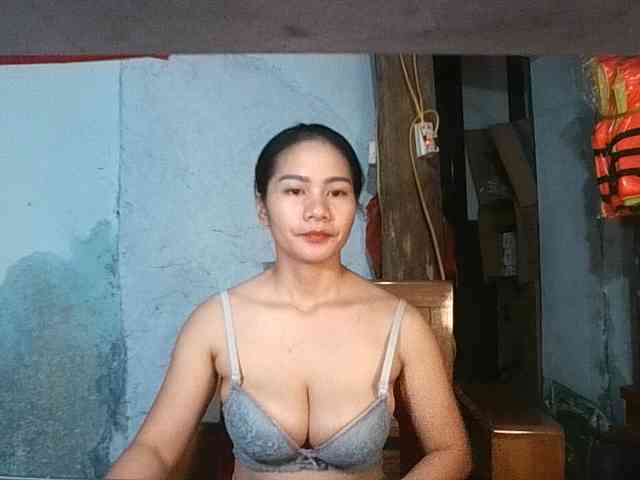 EllaShow93 webcam