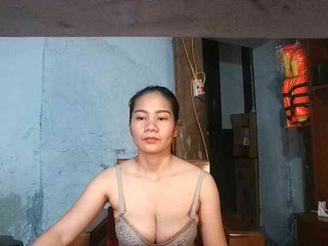 EllaShow93