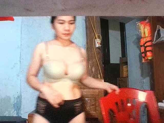 EllaShow93