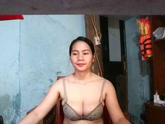 EllaShow93 webcam