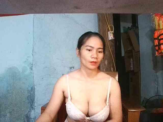 EllaShow93 webcam