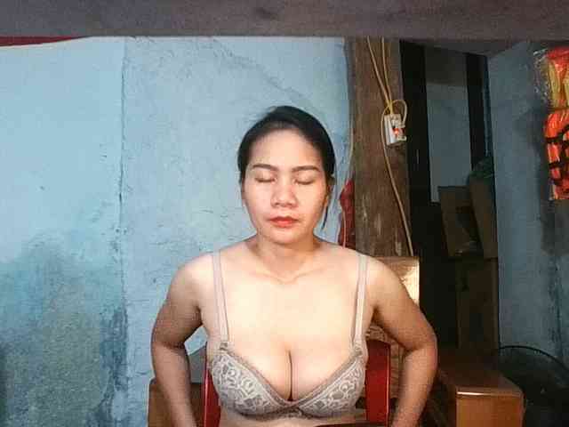 EllaShow93 webcam