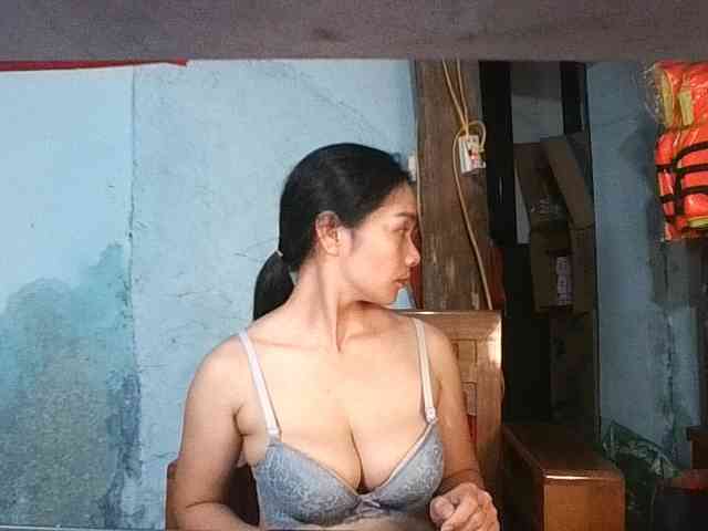 EllaShow93 EllaShow93