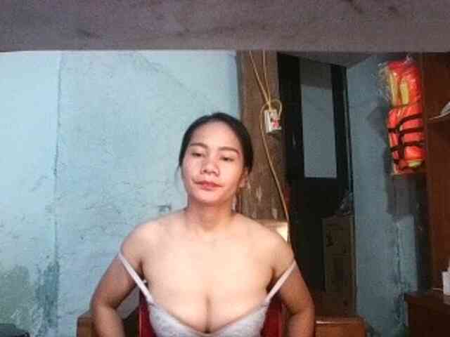 EllaShow93 webcam