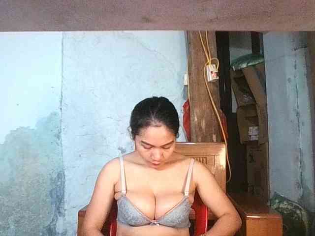 EllaShow93