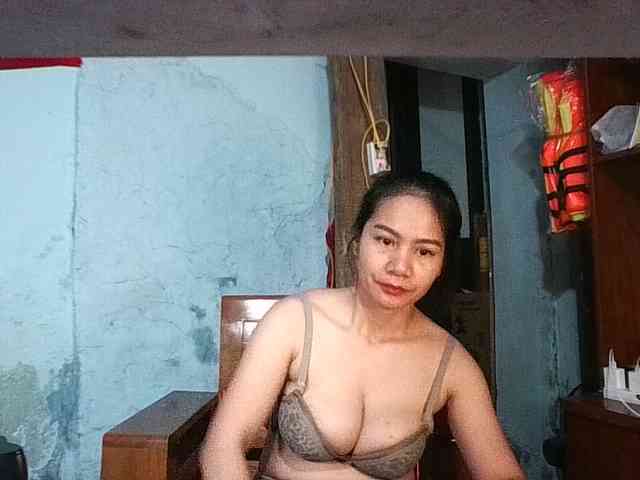 EllaShow93 webcam