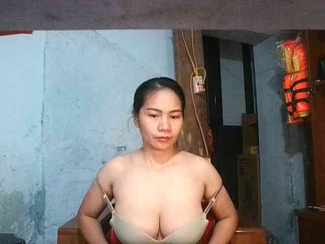 EllaShow93 webcam