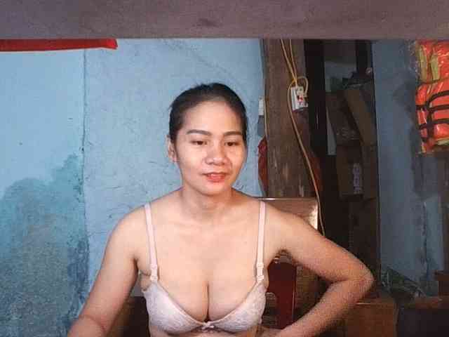 EllaShow93 webcam