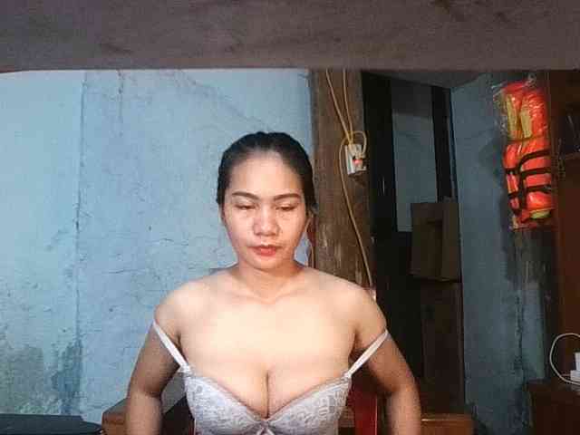 EllaShow93 webcam