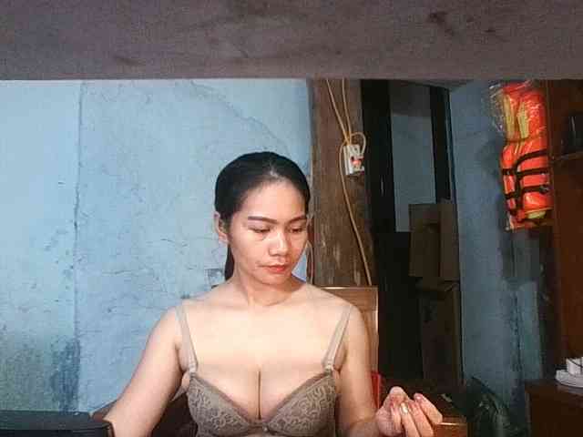 EllaShow93