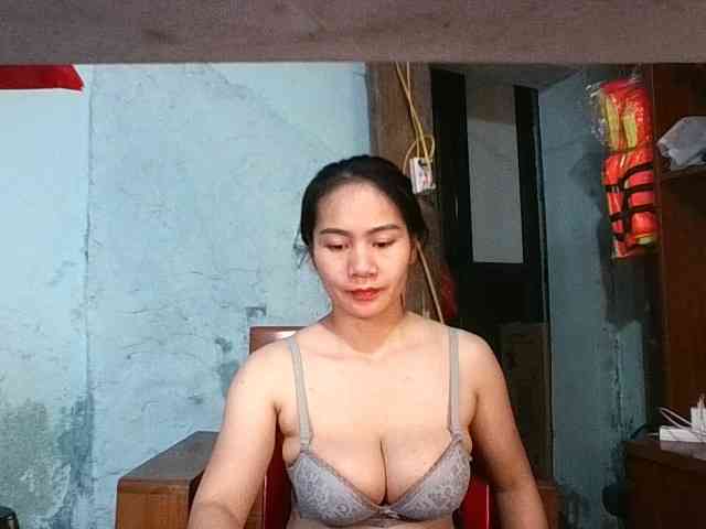 EllaShow93