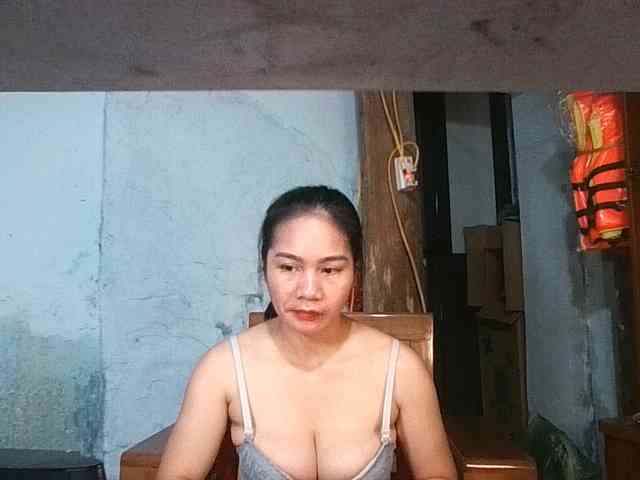 EllaShow93 webcam