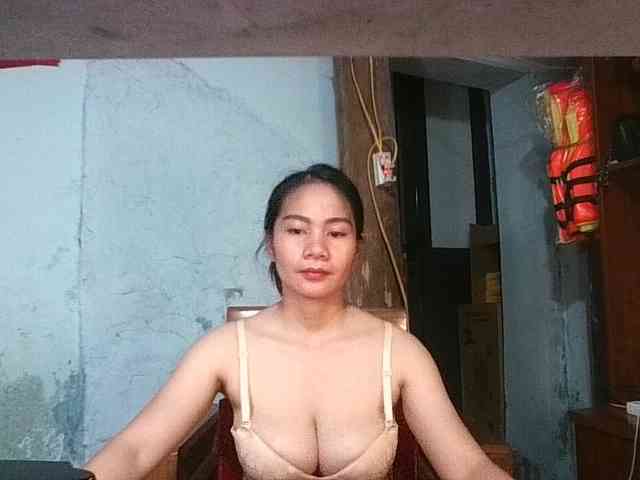 EllaShow93 webcam