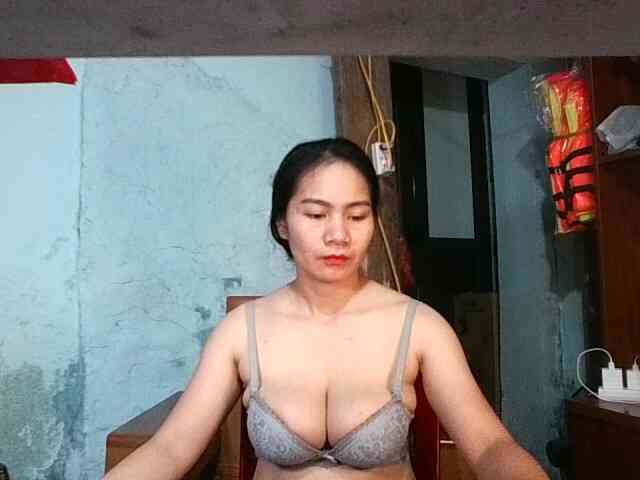 EllaShow93