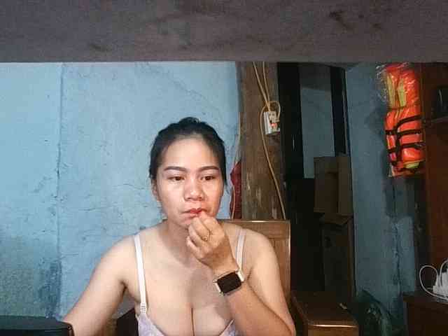EllaShow93 webcam