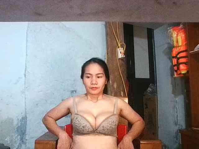 EllaShow93