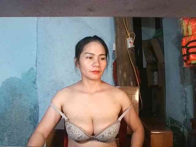EllaShow93 webcam