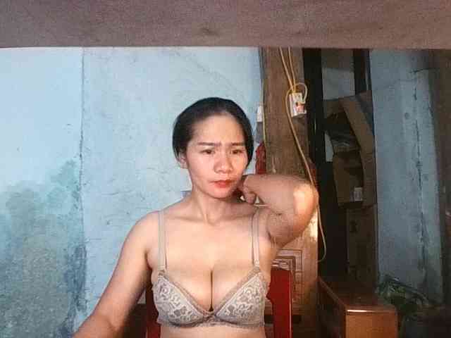EllaShow93